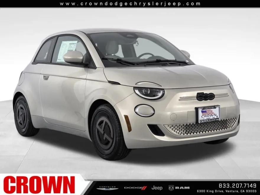 2025 Fiat 500e La Prima photo 1