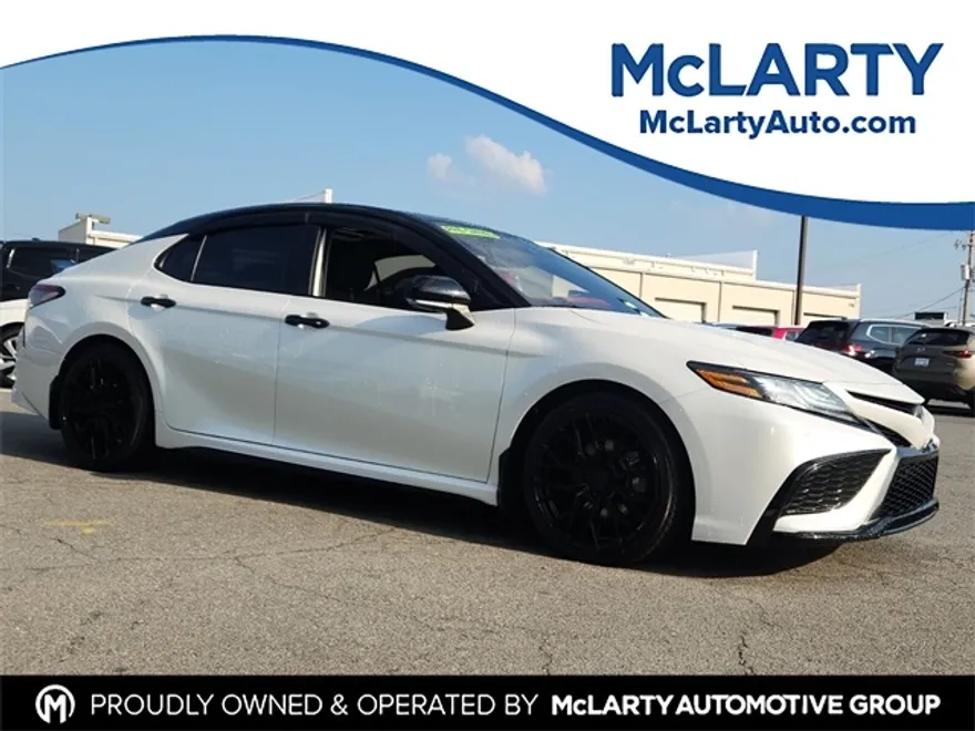 2023 Toyota Camry XSE V6 photo 1