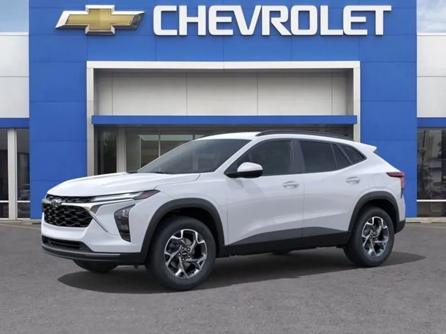 2026 Chevrolet Trax LT photo 1