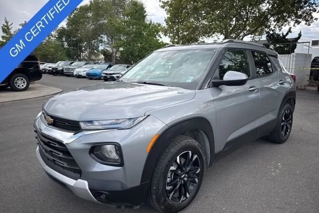 2023 Chevrolet Trailblazer LT photo 1