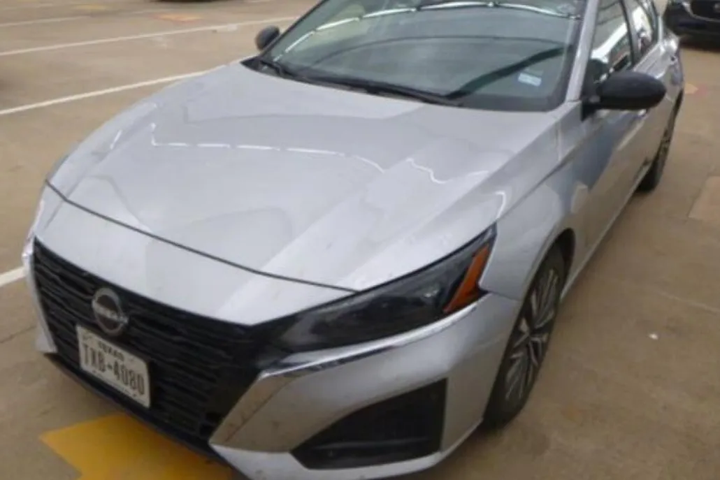 2024 Nissan Altima 2.5 SV photo 1