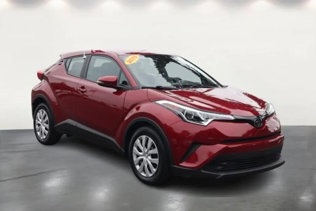 2019 Toyota C-HR Limited photo 1