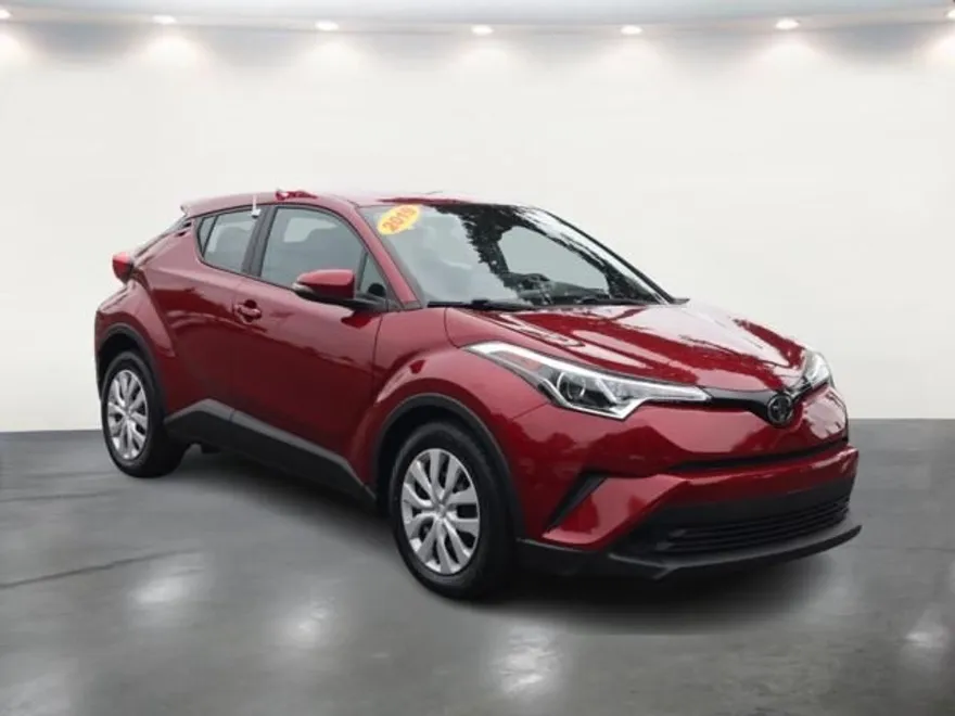 2019 Toyota C-HR Limited photo 1
