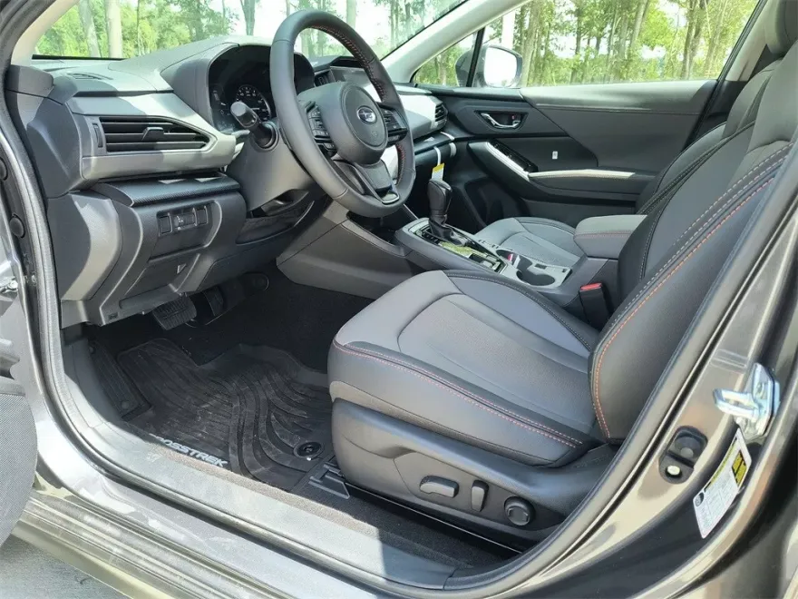 2025 Subaru Crosstrek Limited photo 1