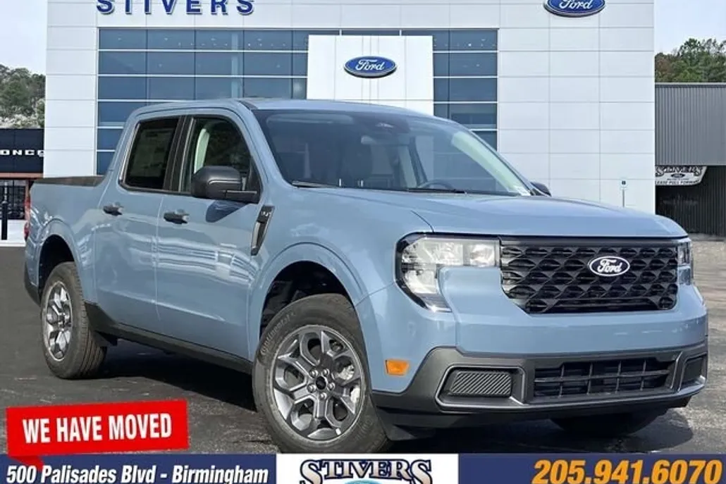 2025 Ford Maverick XLT photo 1