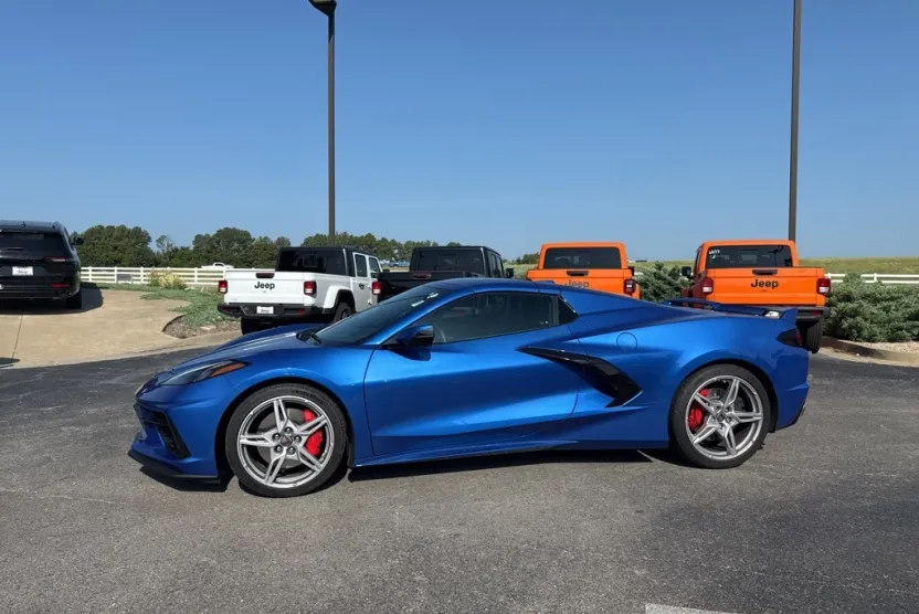 2021 Chevrolet Corvette Stingray 3LT photo 1