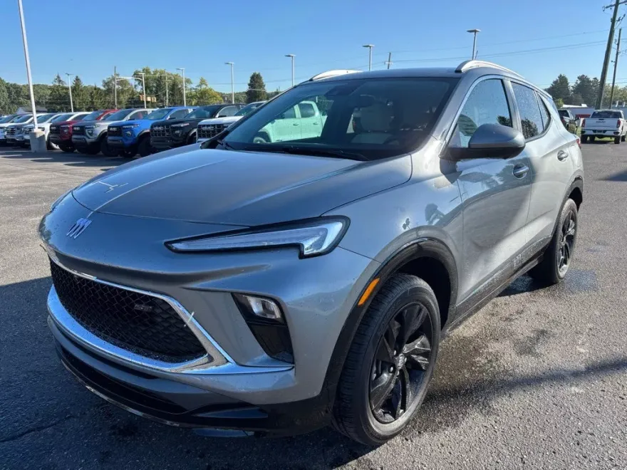 2024 Buick Encore GX Sport Touring photo 1