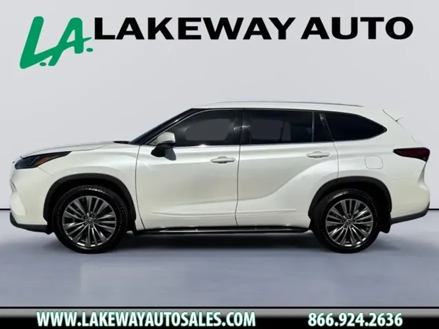 2021 Toyota Highlander Platinum photo 1