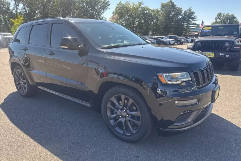 2018 Jeep Grand Cherokee Overland photo 1