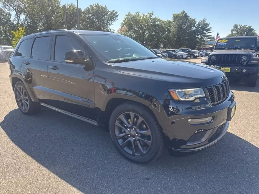 2018 Jeep Grand Cherokee Overland photo 1