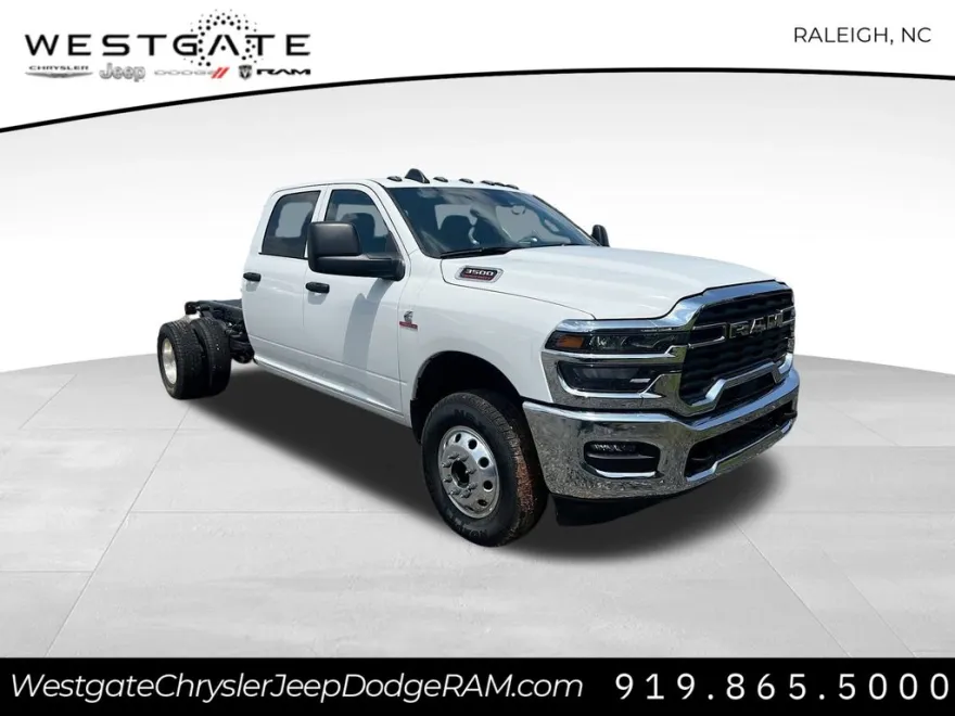 2025 Ram 3500 Tradesman photo 1