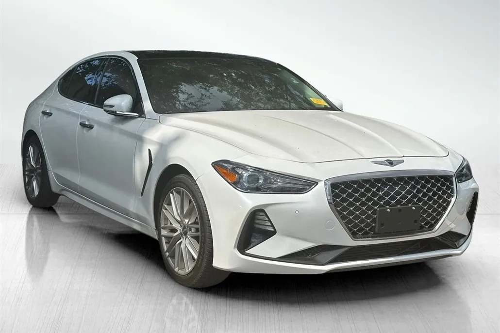 2021 Genesis G70 2.0T photo 1