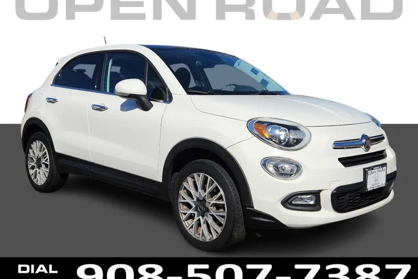 2017 Fiat 500X Lounge photo 1