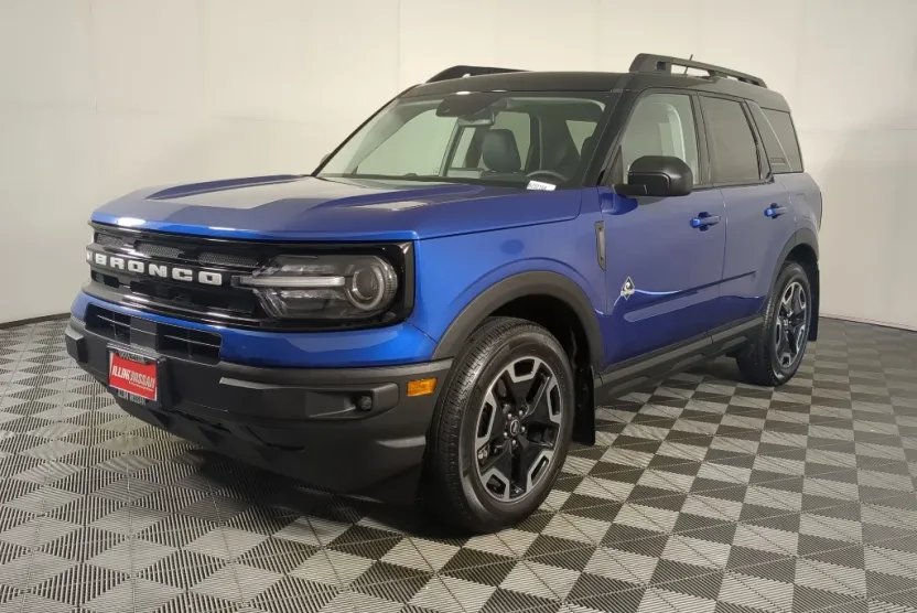 2024 Ford Bronco Sport Outer Banks photo 1