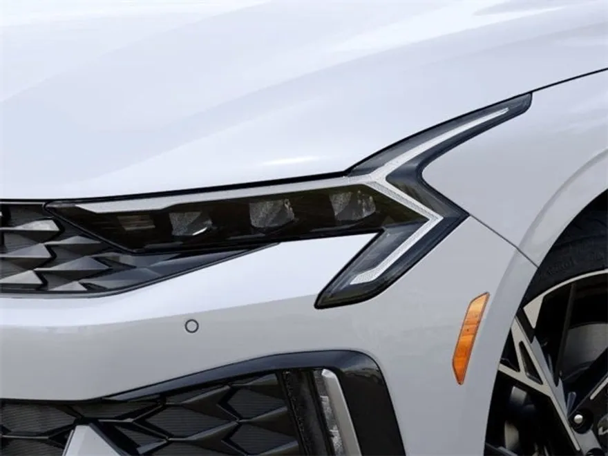 2025 Kia K5 GT-Line photo 10