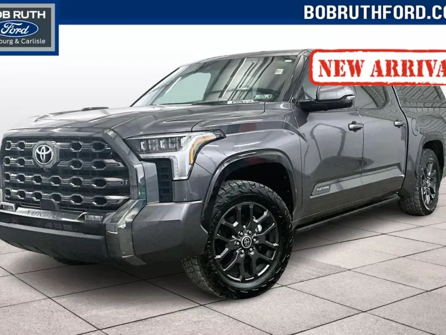2023 Toyota Tundra Platinum photo 1