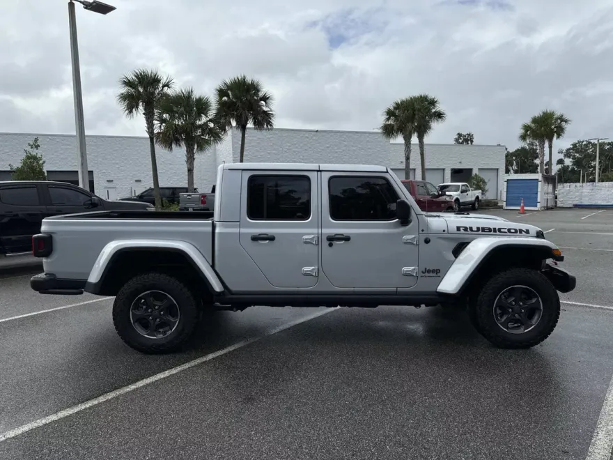 2023 Jeep Gladiator Rubicon photo 1