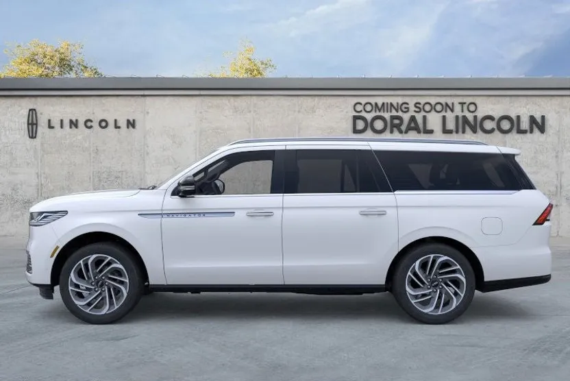 2025 Lincoln Navigator L Reserve photo 1