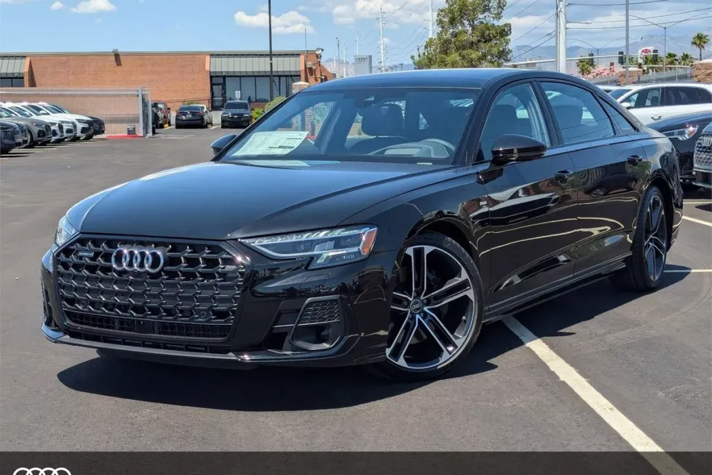 2025 Audi A8 L 55 photo 1