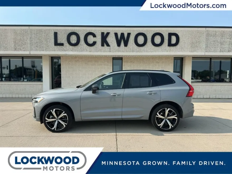 2024 Volvo XC60 B5 Ultimate photo 1