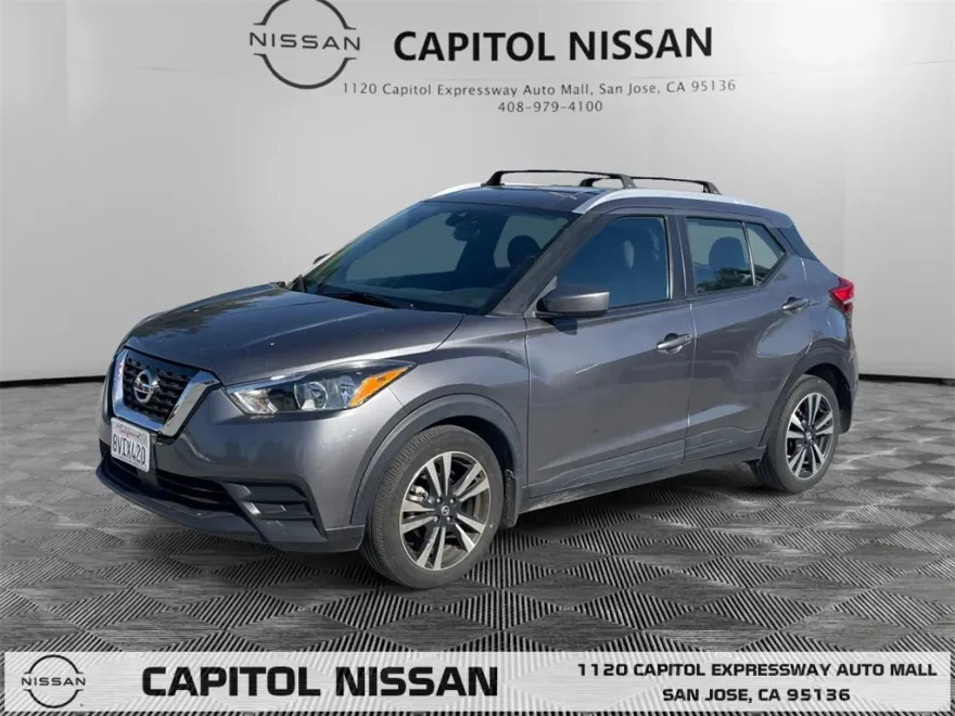 2020 Nissan Kicks SV photo 1