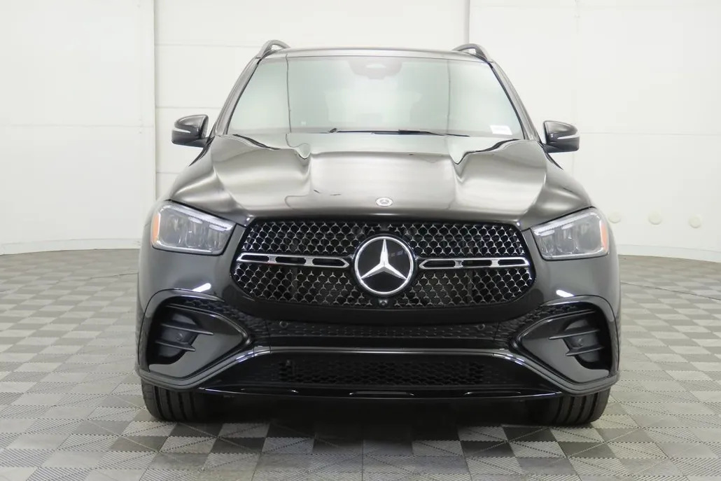2025 Mercedes Benz GLE 450 4MATIC photo 1