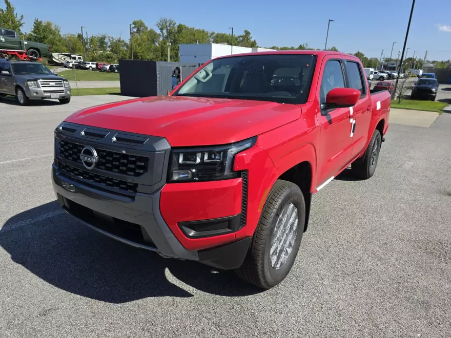 2026 Nissan Frontier SV Crew Cab photo 1