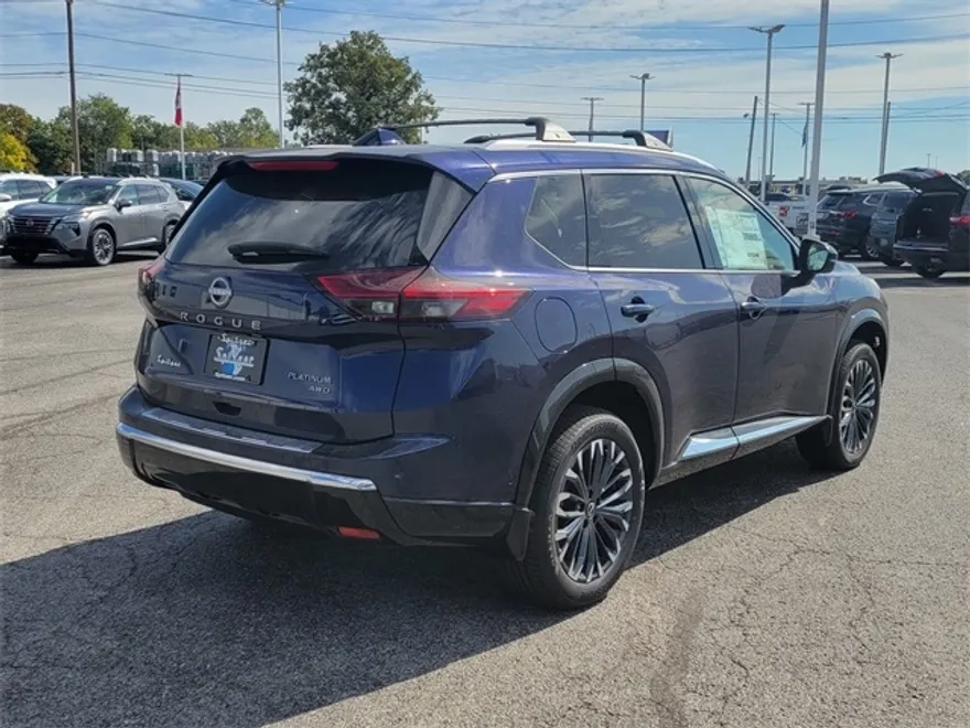 2026 Nissan Rogue Platinum photo 1