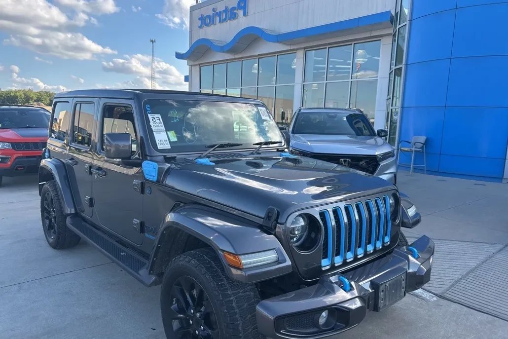 2021 Jeep Wrangler Unlimited Sahara High Altitude 4xe photo 1