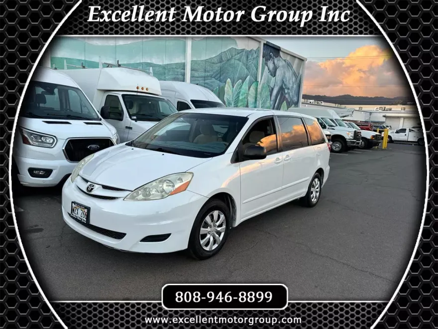 2006 Toyota Sienna CE photo 1