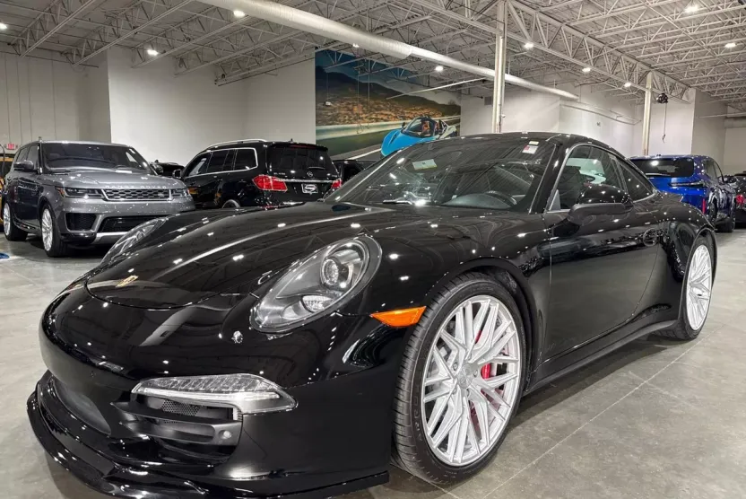 2015 Porsche 911 4S GTS photo 1