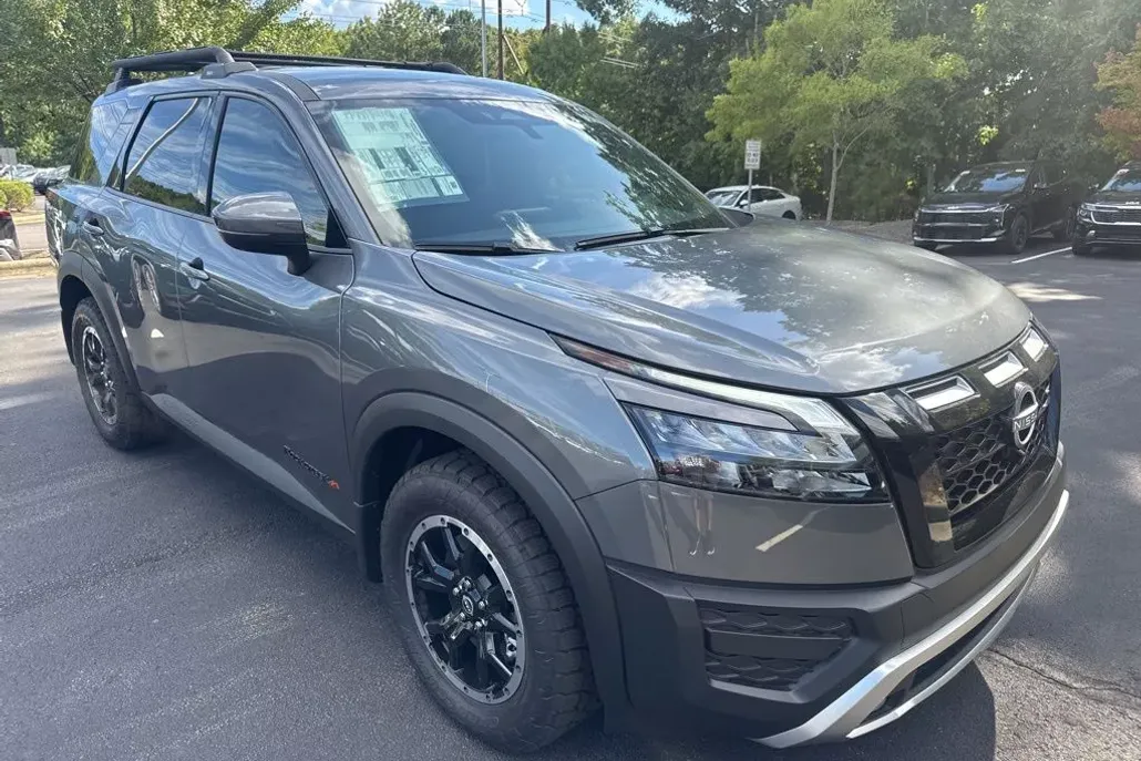 2025 Nissan Pathfinder Rock Creek photo 1
