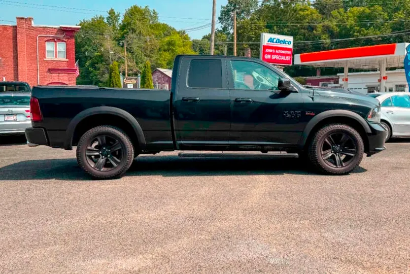 2015 Ram 1500 Sport photo 1