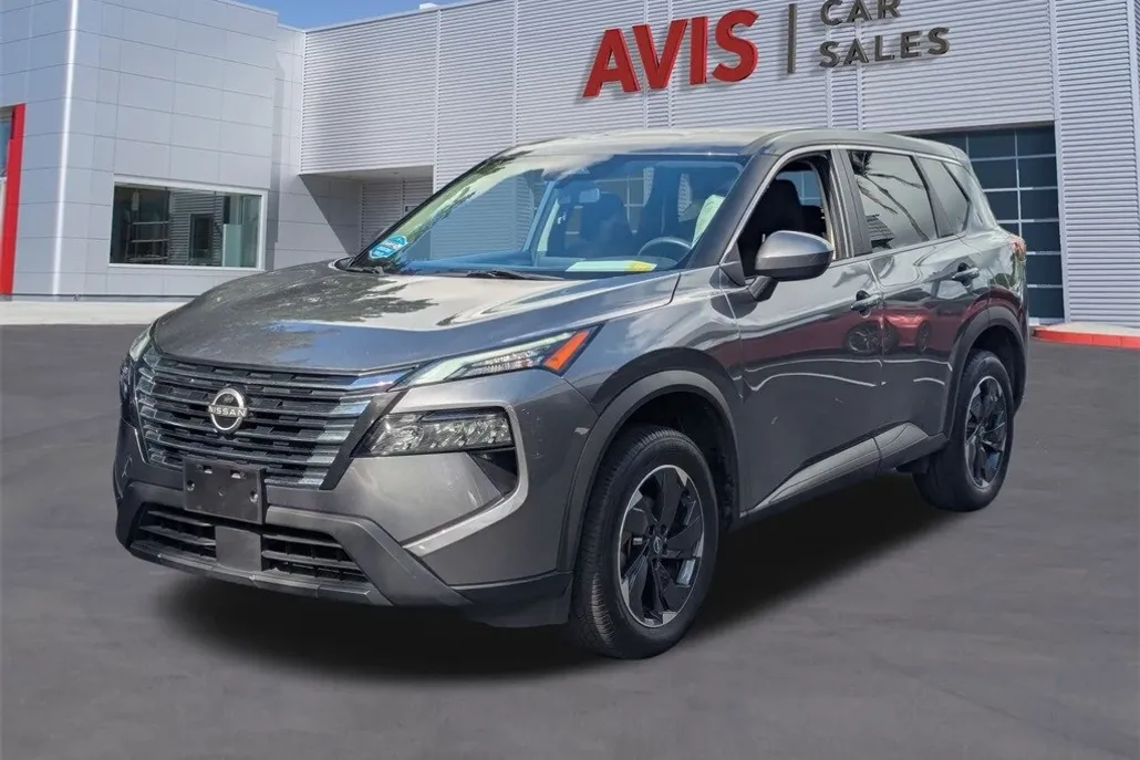 2024 Nissan Rogue SV photo 1