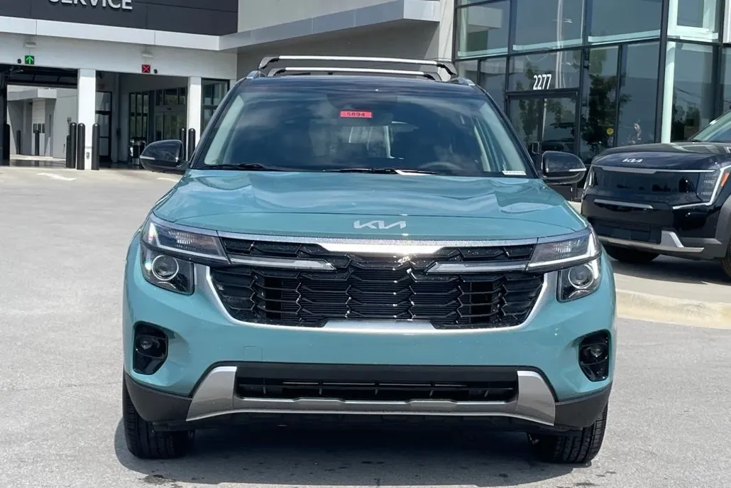 2026 Kia Seltos S photo 1