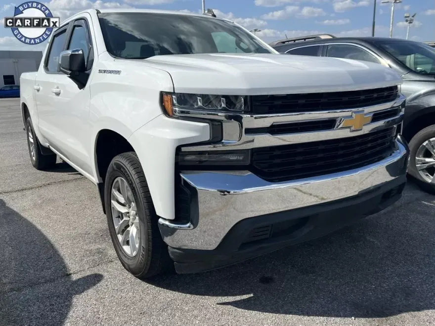 2020 Chevrolet Silverado 1500 LT photo 1