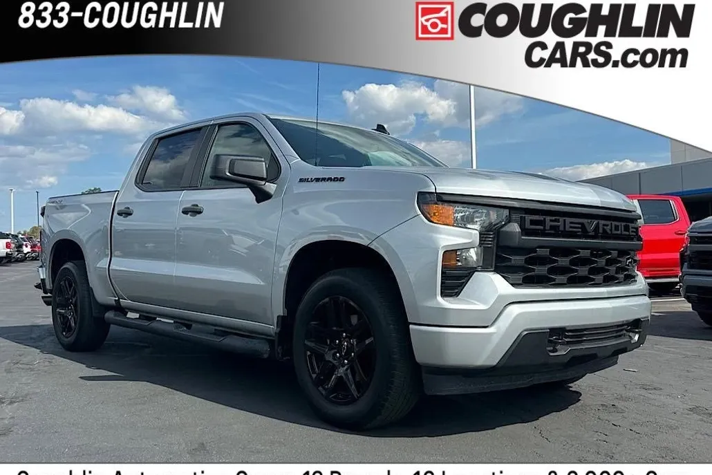 2022 Chevrolet Silverado 1500 Custom photo 1