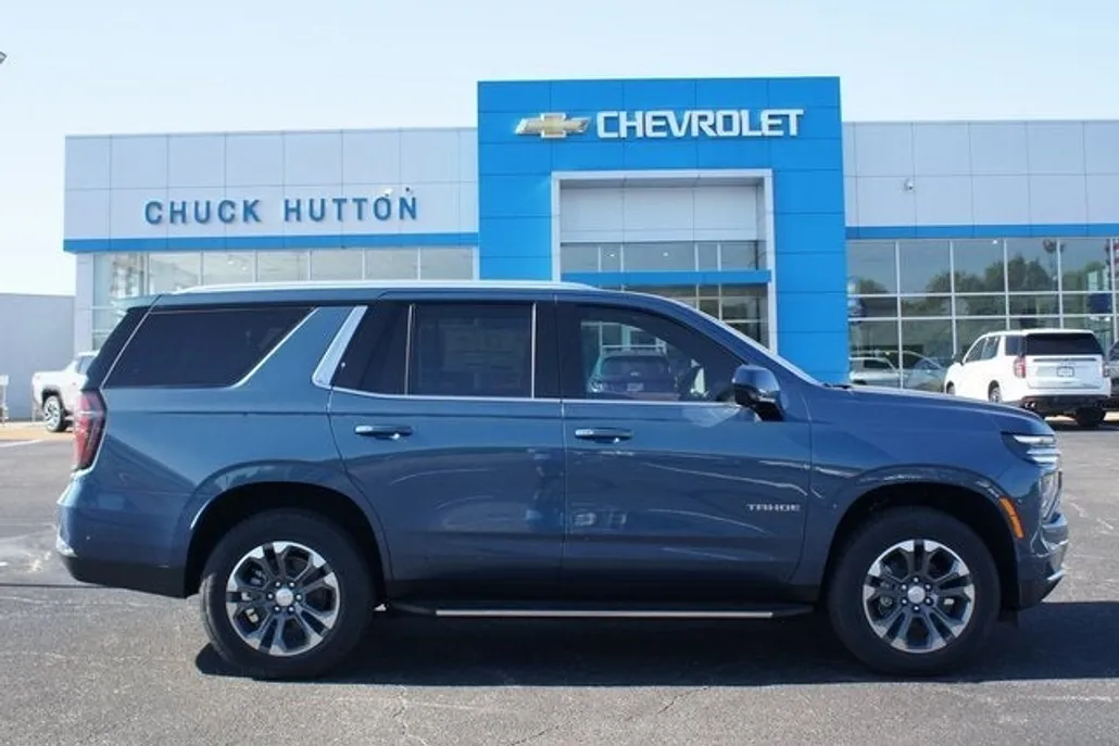 2026 Chevrolet Tahoe LS photo 1