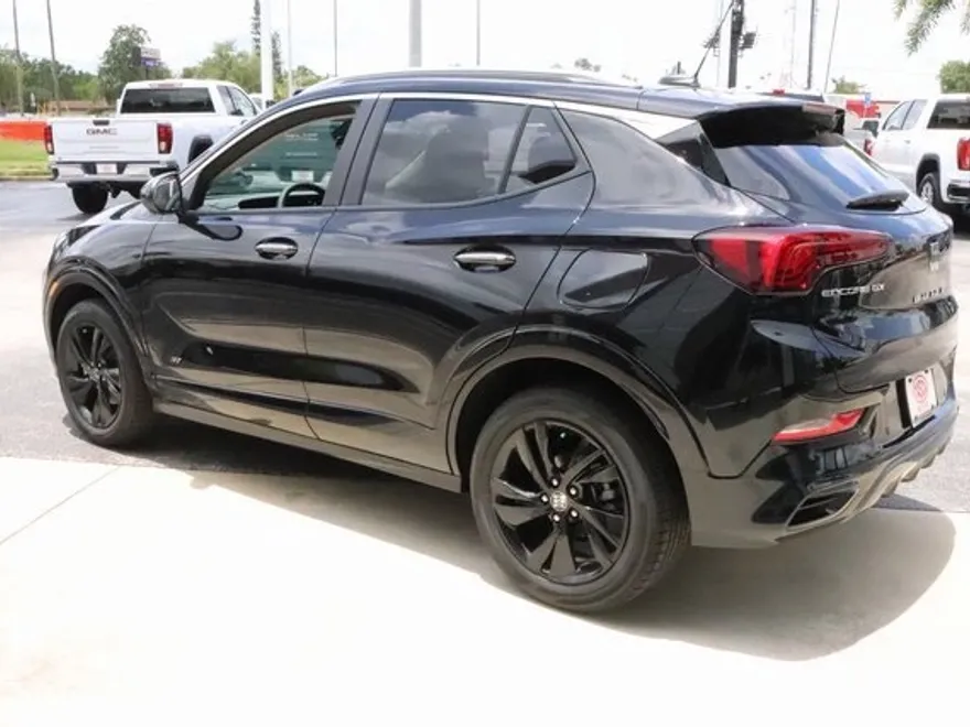2025 Buick Encore GX Sport Touring photo 1
