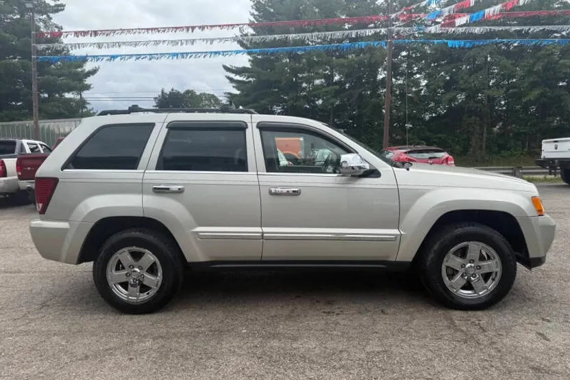 2009 Jeep Grand Cherokee Limited photo 1
