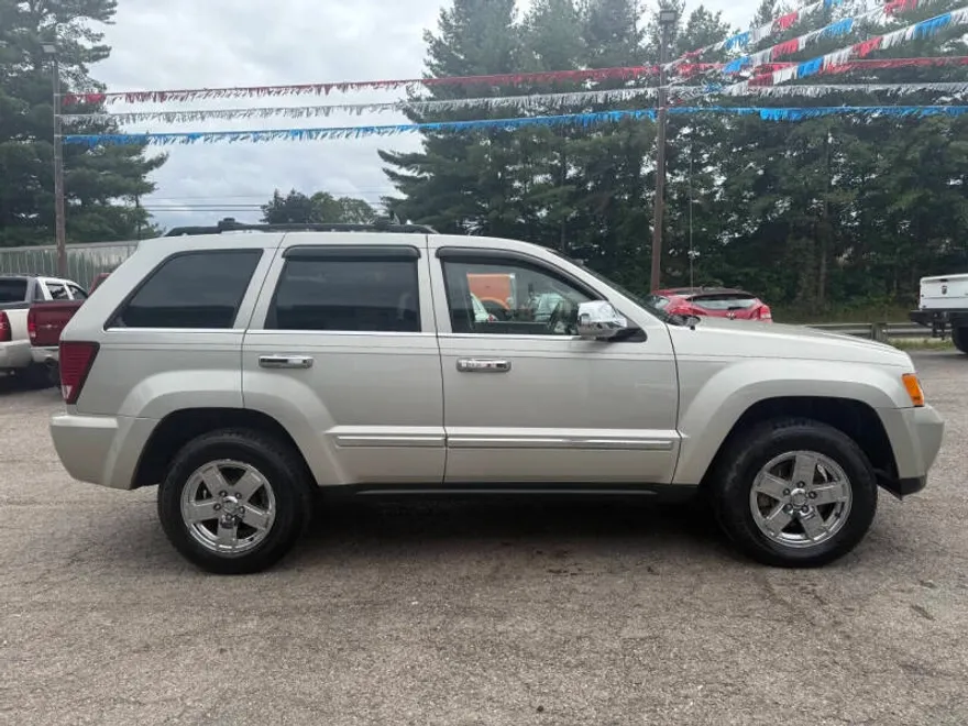 2009 Jeep Grand Cherokee Limited photo 1