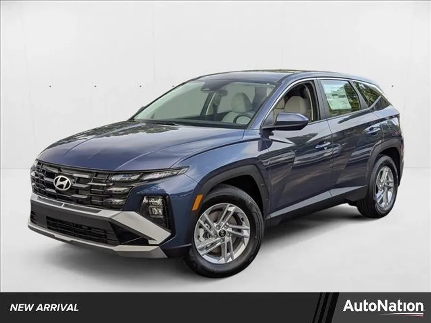 2025 Hyundai Tucson SE photo 1
