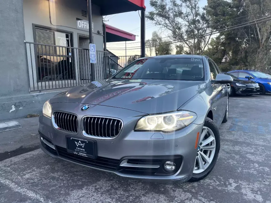 2015 Bmw 528i Sedan photo 1