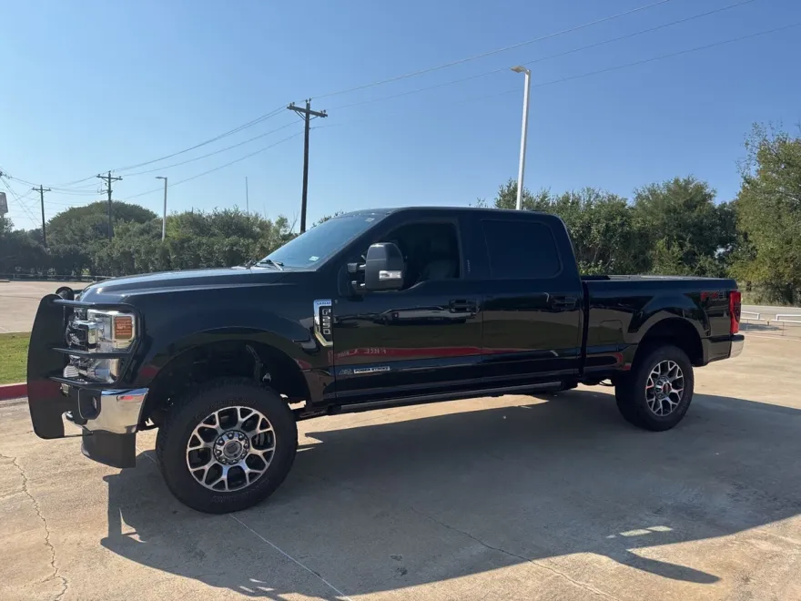 2021 Ford F-250 photo 1