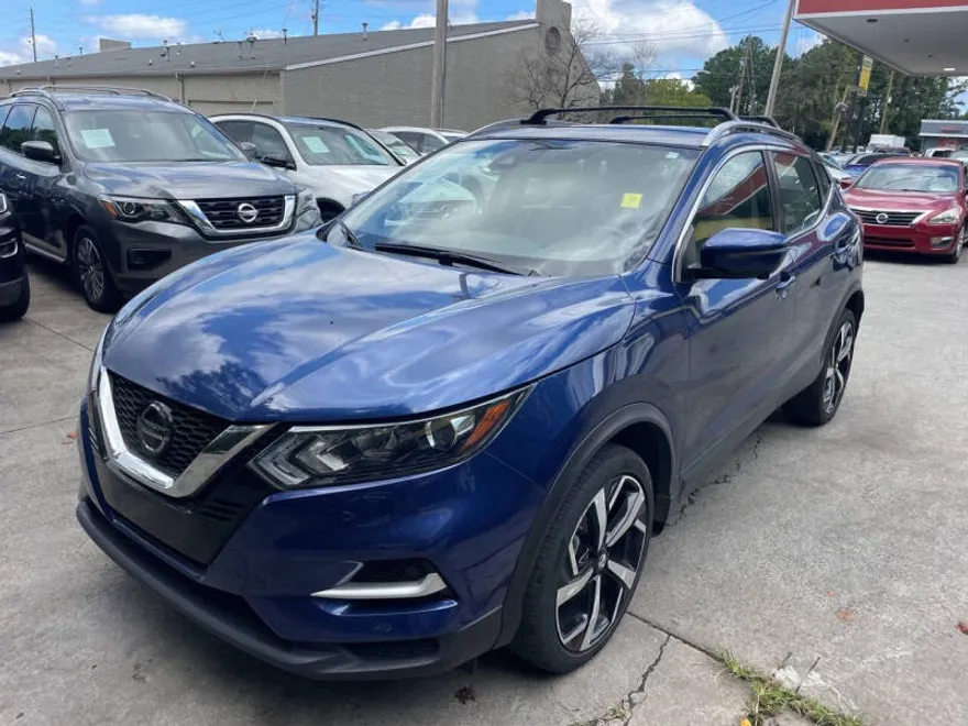 2022 Nissan Rogue Sport SL photo 1