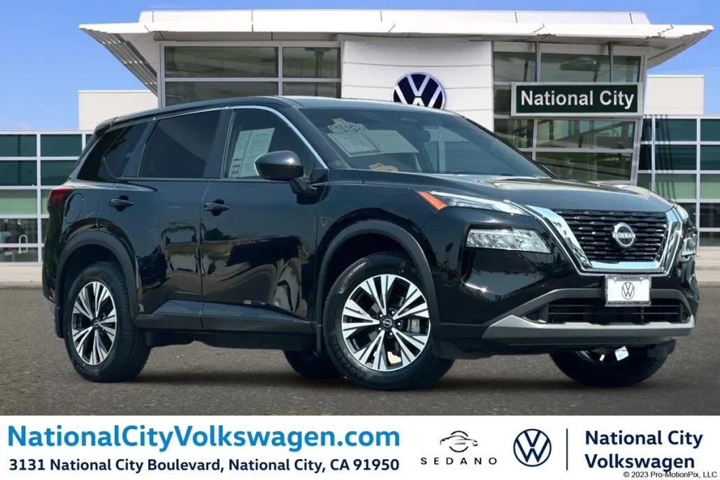 2023 Nissan Rogue SV photo 1