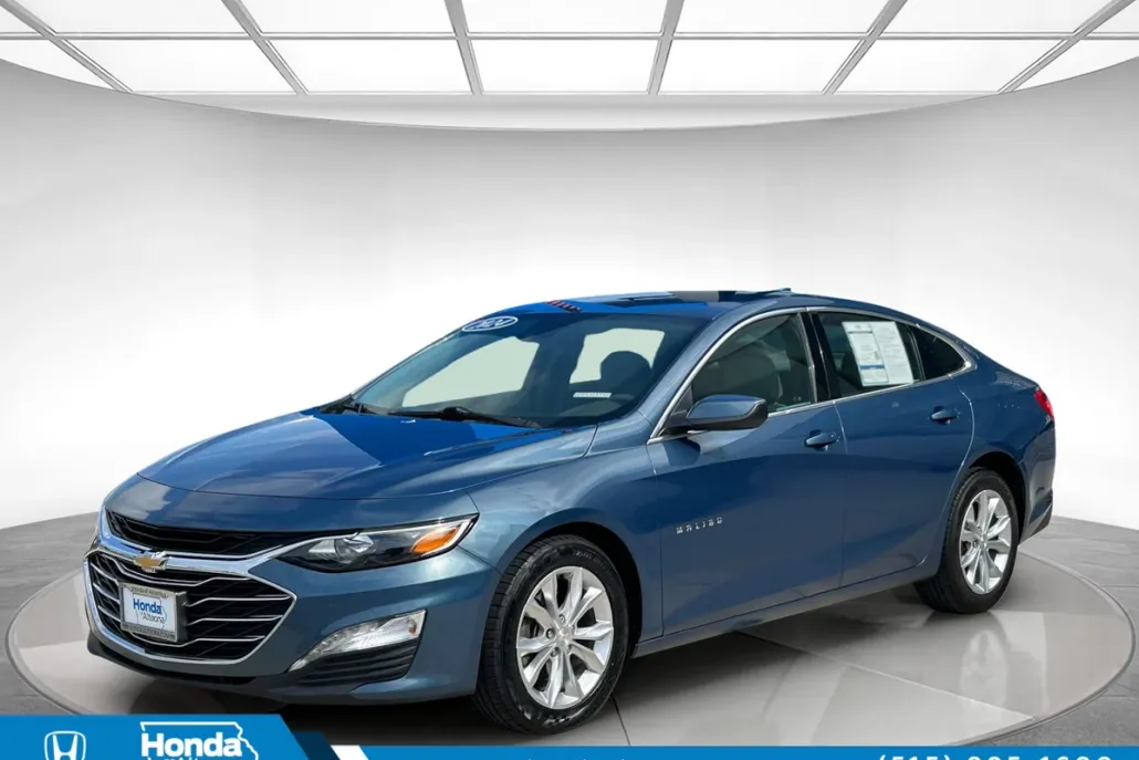 2024 Chevrolet Malibu 1LT photo 1