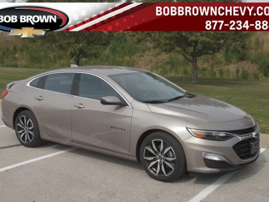 2022 Chevrolet Malibu RS photo 1
