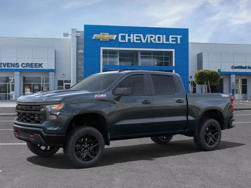 2025 Chevrolet Silverado 1500 Custom Trail Boss photo 1