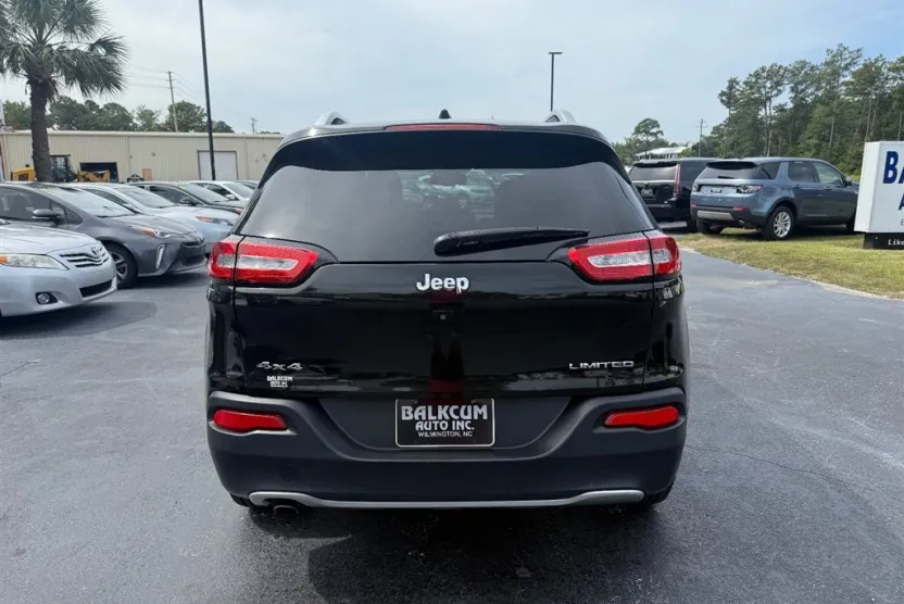 2016 Jeep Cherokee Limited photo 1